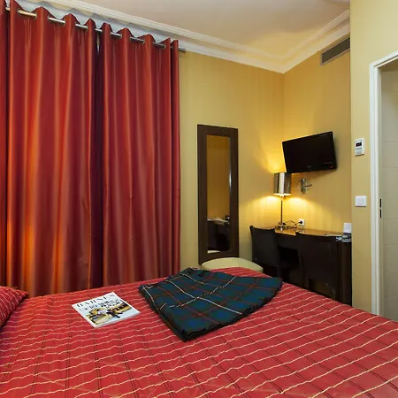 Hotel Brittany 4*